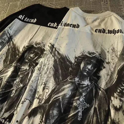 Vista 6 de Camiseta informal gótica holgada de gran tamaño Harajuku Street Trend Hombres y mujeres Impresión personalizada Rock Animation Punk