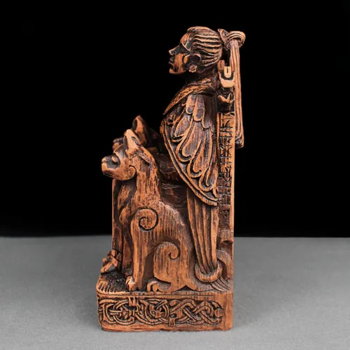 Vista 5 de Dryad Design Estatua de Freya Diosa nórdica del amor, guerra, magia y gatos, 7 3/4 pulgadas, decoración pagana vikinga para el hogar