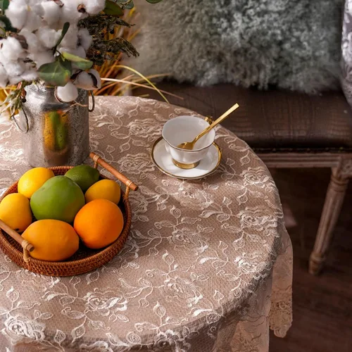 Vista 5 de ARTABLE Mantel rectangular pequeño de encaje de macramé, mantel vintage bordado estilo shabby chic para mesa oblonga para banquete de boda, Dorado