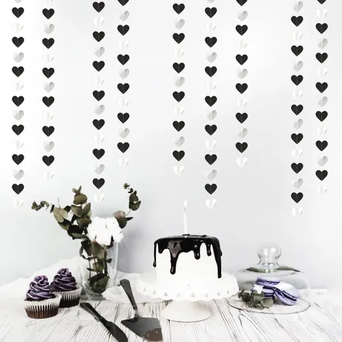 Vista 6 de Guirnalda de corazones para decoración de fiesta en negro, blanco y plata - 52 pies para cumpleaños de 21 años, víspera de Año Nuevo, fondo Blace