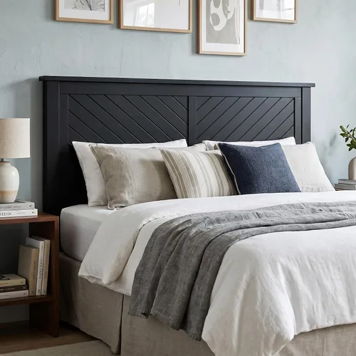 Vista 19 de ComfIQ Serene - Cabecera de madera de álamo tamaño completo en negro, panel de granja moderno con ranurado en chevron, estilo costero casual, fácil