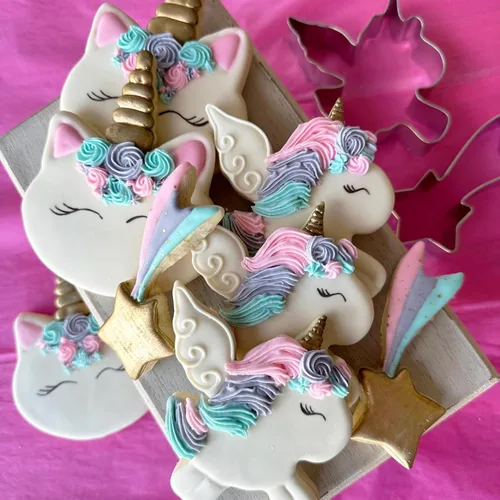 Vista 4 de R&M International 5212 Unicorn Magic Face, Winged and Shooting Star - Juego de cortadores de galletas (3 piezas)