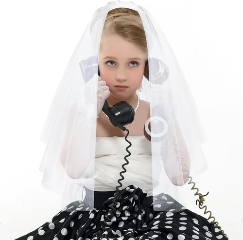 Vista 2 de Bencailor Juego de 5 accesorios para disfraz de primera comunión, guantes de encaje con peine para el cabello, collar de perlas, pulsera y aretes