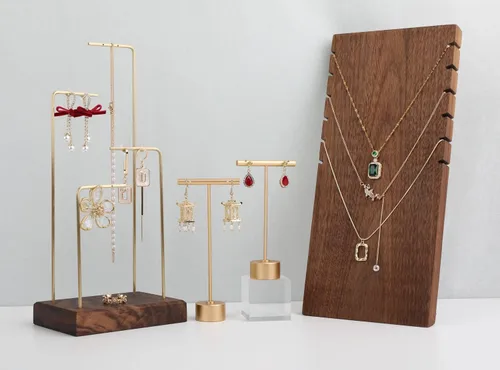 Vista 7 de GemeShou 2 soportes de metal dorado para aretes de barra en T, soporte para exhibición de aretes al por menor, accesorios de fotografía de joyería