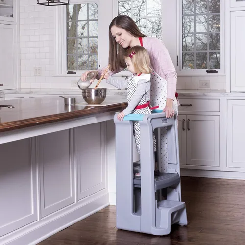 Vista 4 de Simplay3 Taburete de torre para niños pequeños con tres alturas ajustables, ayudante de cocina para niños, fabricado en Estados Unidos, gris