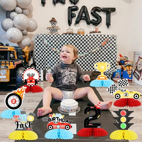 Vista 4 de Fangleland 8 centros de mesa rápidos de panal de abeja, temática de auto de carreras retro, decoración de mesa 3D para fiesta de segundo cumpleaños