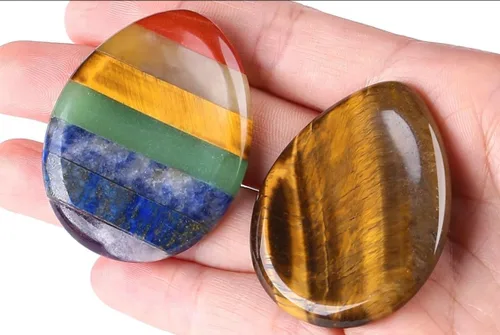 Vista 11 de QINJIEJIE Piedra de preocupación para el pulgar para la ansiedad, cristales de chakras, piedras curativas para la preocupación de los chakras