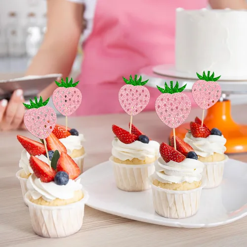 Vista 7 de Paquete de 24 adornos para cupcakes de fresa con purpurina para cumpleaños, fresa, cupcakes, frutas, baby shower, niños, cumpleaños, verano, bayas
