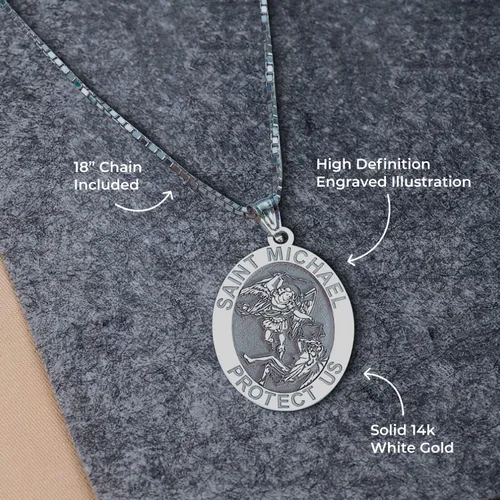 Vista 3 de Collar de San Miguel católico con colgante ovalado de San Miguel para mujeres y hombres, fabricado en oro amarillo o blanco de 14 quilates y plata