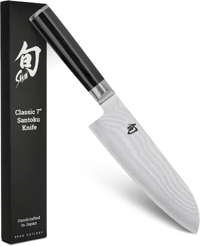 Vista 11 de Shun Cuchillo Santoku clásico de 5 1/2" Handcrafted Japanese All Purpose Knife, VG-MAX Core, Damascus Stainless Steel Cladding, Pakkawood Handle