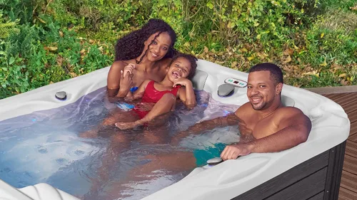 Vista 5 de Bueno Spa Atlanta 3 - Personas 37 - Chorros Bañera de hidromasaje acrílica en blanco hielo con nuevo aislamiento Arctic Max, ozonizador y cubierta
