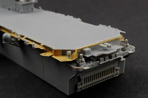 Vista 10 de Hobby Boss USS Boxer LHD-4 Kit de construcción de barcos