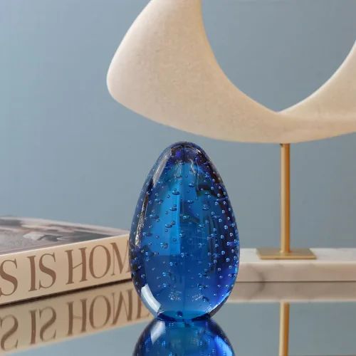 Vista 2 de Cá d'Oro Gran huevo pisapapeles azul con burbujas soplado a mano estilo Murano vidrio de arte para escritorio, decoración y colecciones Huevo ámbar