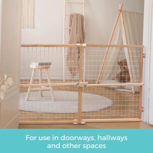 Vista 3 de Toddleroo de North States - Puerta de bebé de malla de alambre extra ancha de madera: Puerta de bebé montada a presión para puertas - Ajustable