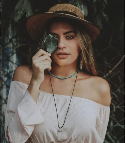 Vista 6 de Collar con colgante de perlas de oro y cuentas de turquesa, estilo bohemio, vintage, hecho a mano, azul turquesa para mujer