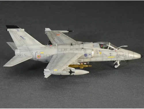 Vista 3 de Italeri AMX Ghibli