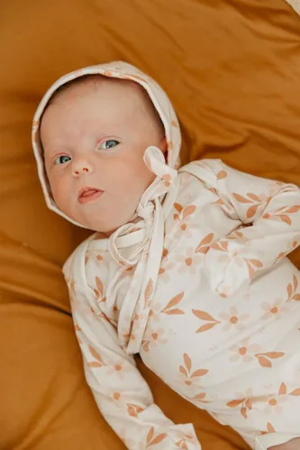 Vista 5 de Copper Pearl Baby Bonnets Rue