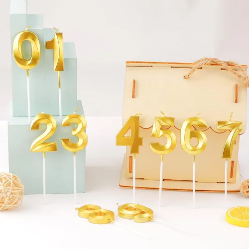 Vista 6 de Velas doradas de cumpleaños de 15 y 51, perfectas para decoraciones de cumpleaños de 15 y decoración de pasteles