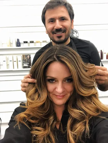 Vista 3 de Extracto de biotina y manzana: volumen milagroso para el cabello
