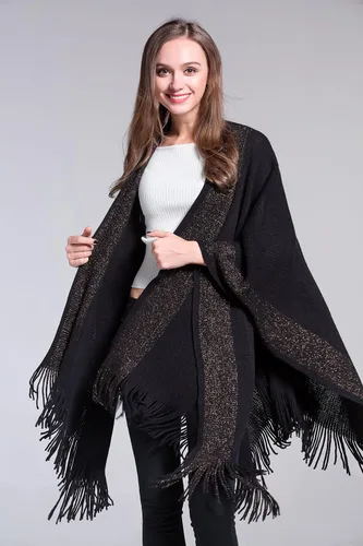 Vista 2 de ZLYC - Abrigo de mujer con bordes dorados, tipo cobija tejida. Poncho con flecos
