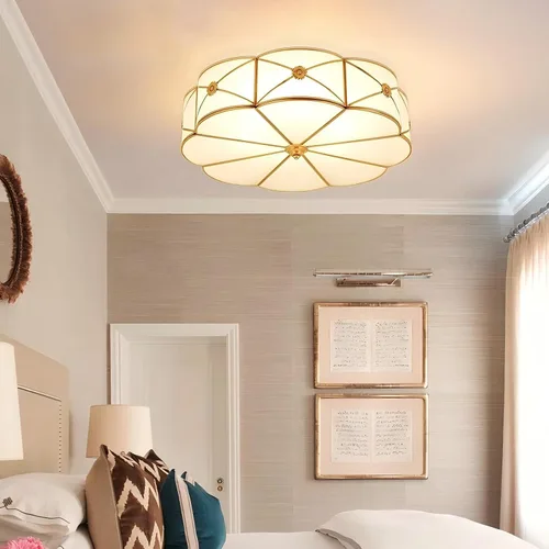 Vista 3 de LIGHTLAND Lámpara de Techo de Montaje al Ras de 13.8 Pulgadas, Lámpara de Techo de Latón de 3 Luces con Pantalla de Vidrio, Accesorios de Luz