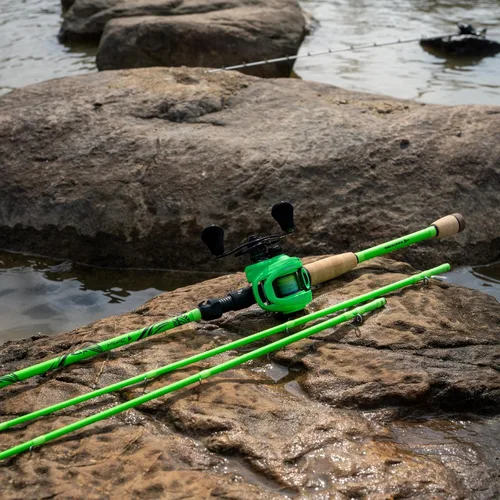 Vista 11 de KastKing Zephyr Dual-Tip Baitcaster & Spinning Fishing Rod and Reel Combo Verde neón