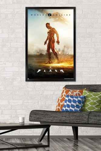 Vista 2 de DC Comics Movie The Flash - Póster de pared de una hoja, 34 pulgadas de largo x 22.4 pulgadas de ancho, versión enmarcada en negro Versión con marco