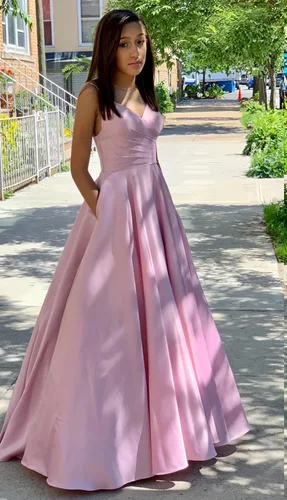 Vista 6 de Vici Gowner Vestido de fiesta formal de noche con cuello en V plisado para mujer con tirantes delgados vestido largo de fiesta