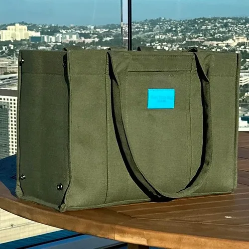 Vista 2 de Bolsa de lona casual en dos tamaños. Heavy Duty, viajes, playa, camping y oficina diaria tamaño también.