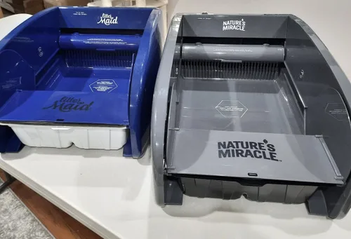 Vista 2 de Receptáculo permanente para cajas de arena Milagro LitterMaid y Natures (solo receptáculo permanente)