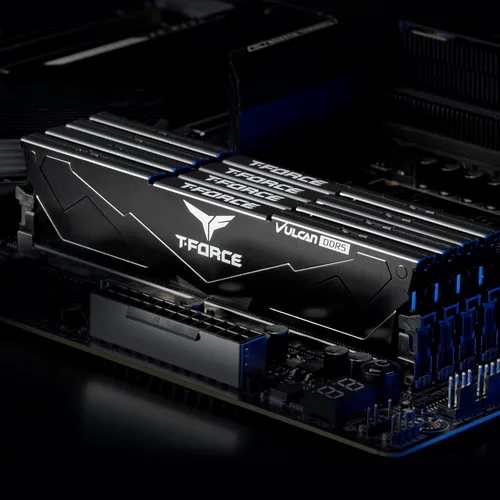Vista 2 de TEAMGROUP T-Force Vulcan DDR5 16GB (2x8GB) 5200MHz (PC5-41600) CL40 Intel XMP 3.0 y AMD Expo Compatible Módulo de Memoria de Escritorio Ram Negro