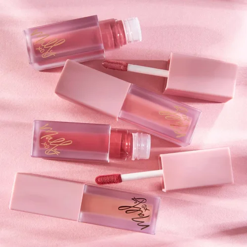 Vista 8 de Mally Beauty Liquid Luxury Matte - Berry - Color de labios líquido mate de larga duración - Fórmula no seca