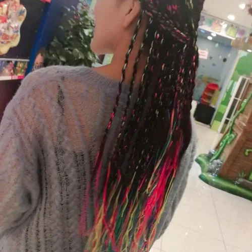 Vista 2 de Juego de 50 trenzas de pelo surtidas con colores degradados, trenzados, para trenzas de cola de caballo, mujeres y niñas, accesorios de peinado