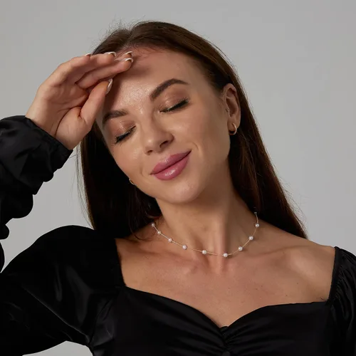 Vista 4 de Feskive Delicado collar con colgante de perlas para mujer, chapado en oro de 14 quilates, elegante collar de perlas de agua dulce, collar de perlas