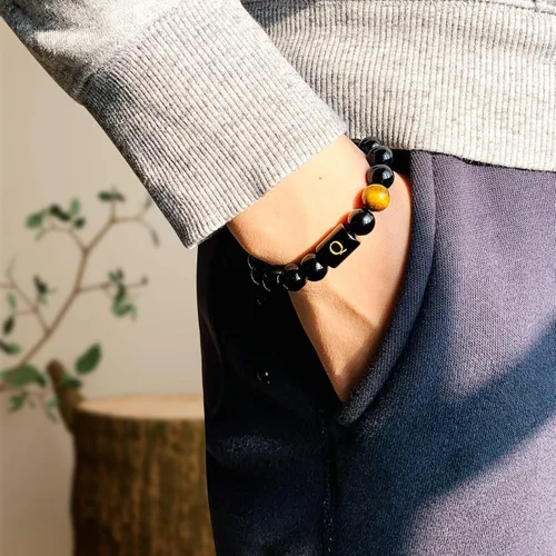Vista 88 de SUMMER LOVE Regalos para el Día del Padre, pulsera con inicial de piedra de ónix negro de 0.394 pulgadas para hombres, pulsera de cuerda trenzada