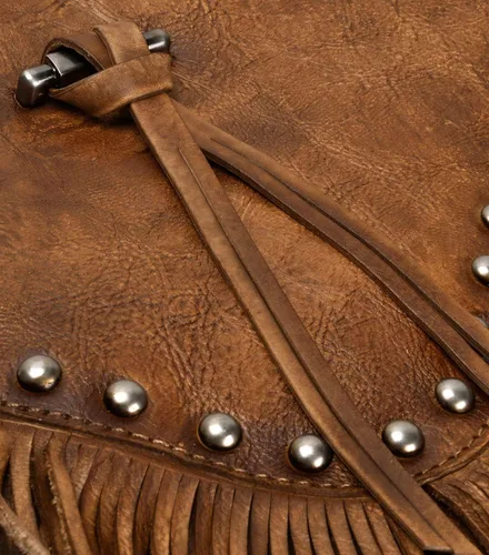 Vista 3 de ZLYC Bolso cruzado de cuero con flecos y borlas bohemias, hecho a mano para mujer