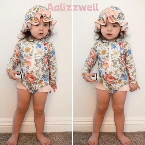 Vista 2 de Aalizzwell Traje de baño de una pieza de manga larga con sombrero para bebé niña