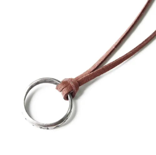 Vista 5 de Uncharted Nathan Drake's Ring with Necklace Strap From Collector's Edition