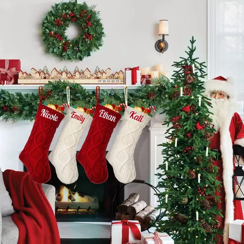 Vista 5 de Calcetines de Navidad personalizados, calcetines de Navidad familiares con nombre personalizado, calcetín de Navidad de punto grande de 18 pulgadas
