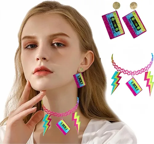 Vista 3 de Hupplle Accesorios de los años 80 y 90 para mujer, collar de acrílico de neón retro con casete de rayos, colgante de radio, joyería colorida