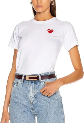 Vista 420 de Cinturón de cuero clásico con hebilla de metal para mujer con vestido de jeans