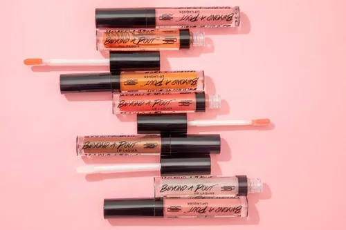 Vista 6 de Black Radiance Beyond A Pout Lip Lacquer Lip Gloss, Cajun Spice