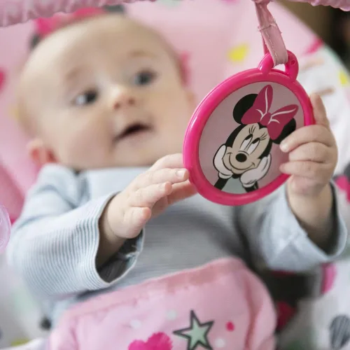 Vista 4 de Bright Starts Disney Baby Minnie Mouse Balancín para bebé con vibraciones relajantes y peluche Asiento para bebé - Barra de juguete extraíble, pies