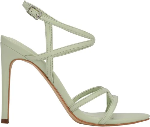 Vista 2 de GUESS Sandalia de tacón Fumi para mujer