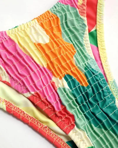 Vista 4 de VOLAFA Conjunto de traje de baño de dos piezas con estampado de triángulo para mujer