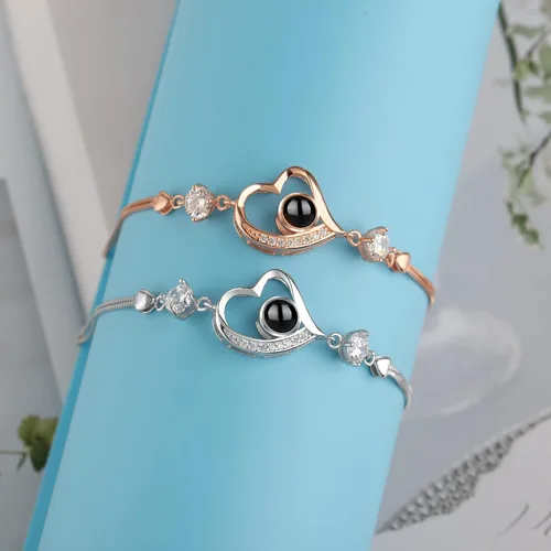 Vista 13 de Godchoices Pulsera de fotos personalizada, pulsera de proyección de fotos con imagen en el interior, collar con texto en inglés "I Love You