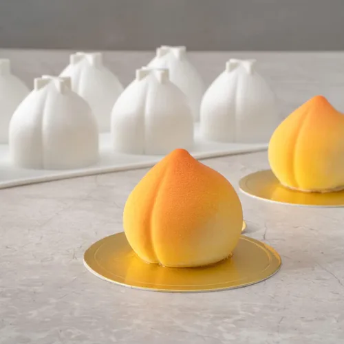 Vista 4 de Restaurantware Pastry Tek - Molde de silicona para hornear, 8 compartimentos, caja de 10