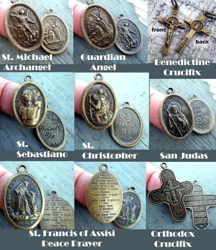 Vista 4 de St. Oscar Romero Keychain, Necklace or Clip, Patron Saint, Catholic Confirmation Gift