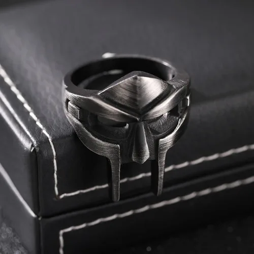 Vista 3 de DOOM - Anillo de máscara para hombre, estilo gladiador, anillo de acero inoxidable de titanio negro, Acero inoxidable Titanio Acero inoxidable