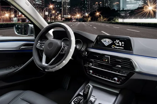 Vista 3 de Magnelex Funda de cuero de microfibra para volante, impresionante y brillante diseño de diamantes de cristal. Compatible con la mayoría de marcas